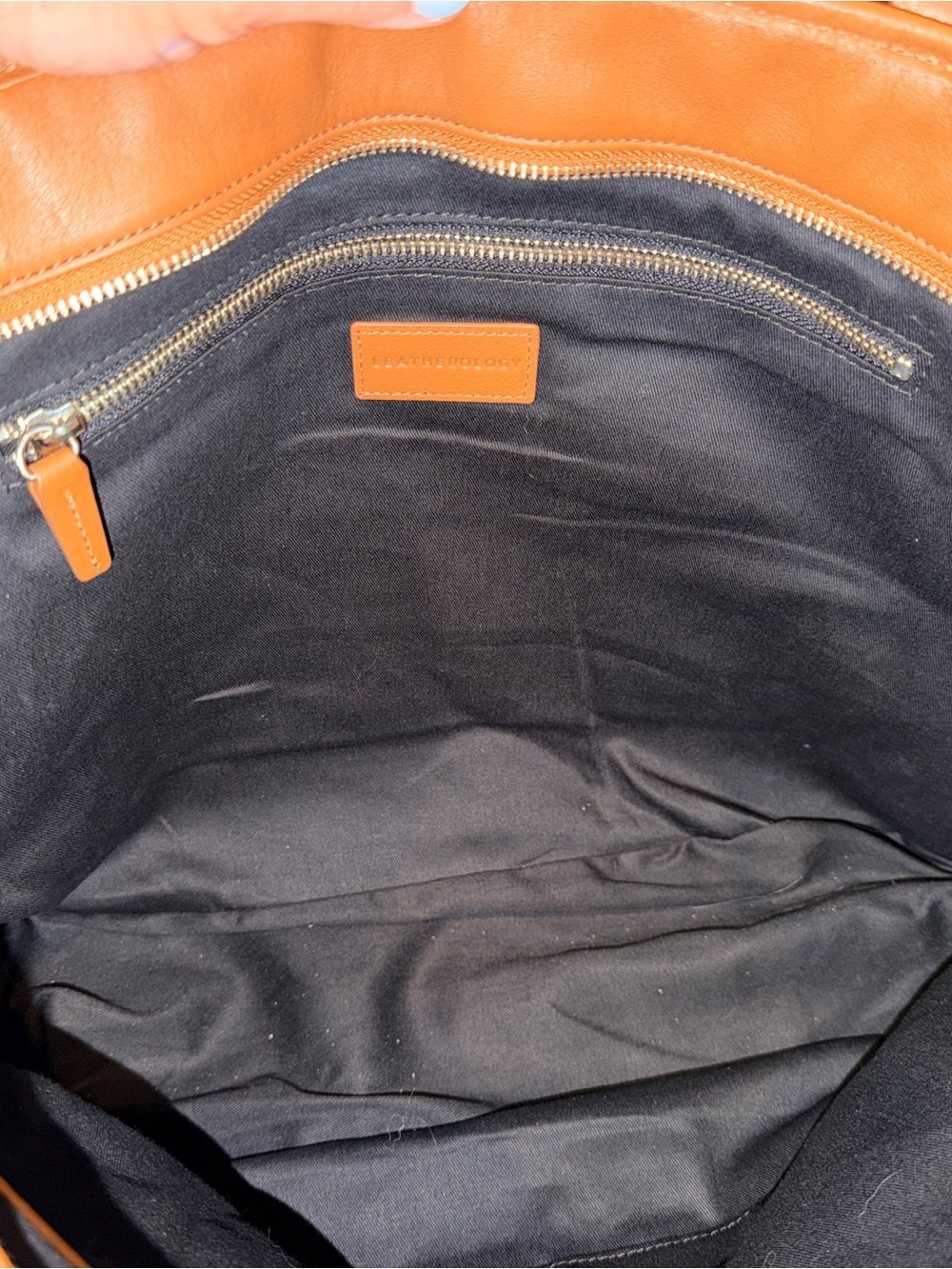 Leatherology Large Zippered Down Tote w/ Wristletp - Picture 9 of 11